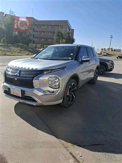 میتسوبیشی ئاوتلاندەر